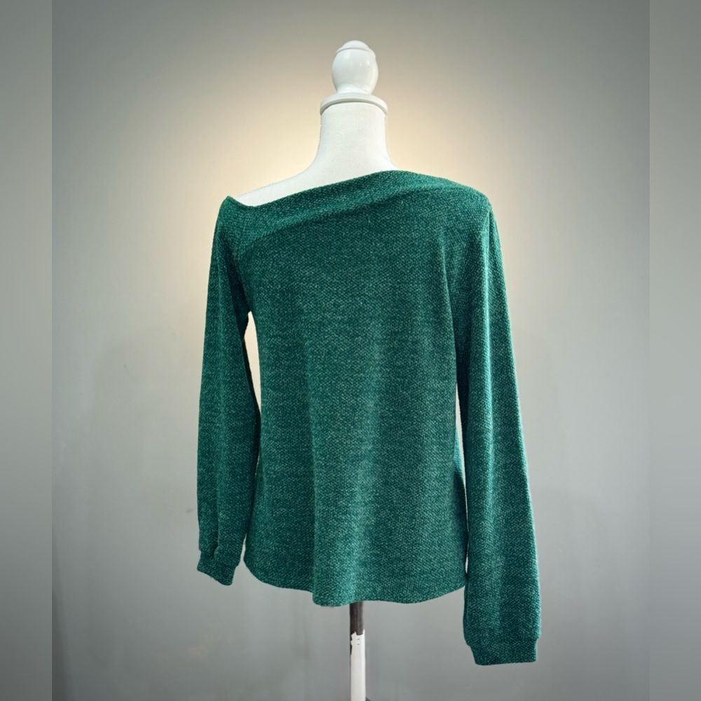 Green Kaileigh Asymmetric Sweater Size M EUC - Picture 3 of 6